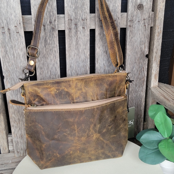 Myra Feline Hairon Leather Leopard Print Adjustable Strap Crossbody Bag - Picture 3 of 8